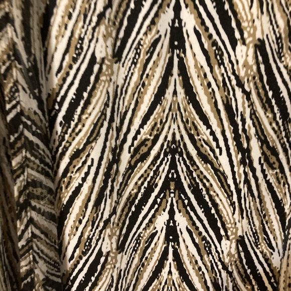 JM Collection - Picture 2 of 4